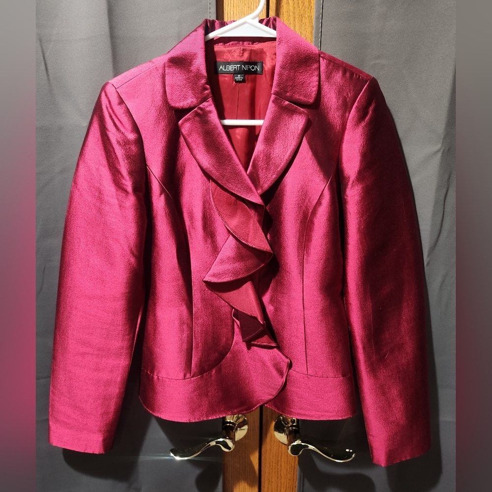 Albert Nipon Women's Fuchsia Ruffle Blazer And Skirt